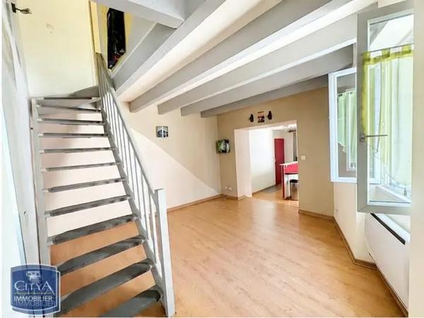 Appartement à louer 3 pièces 52.76m² Aubagne (13400)