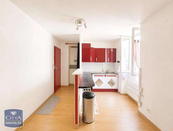 Appartement à louer 3 pièces 52.76m² Aubagne (13400)