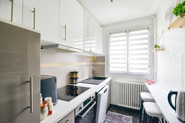Appartement 3 chambres à la Frette-sur-Seine €235 000 ** - Référence 1920