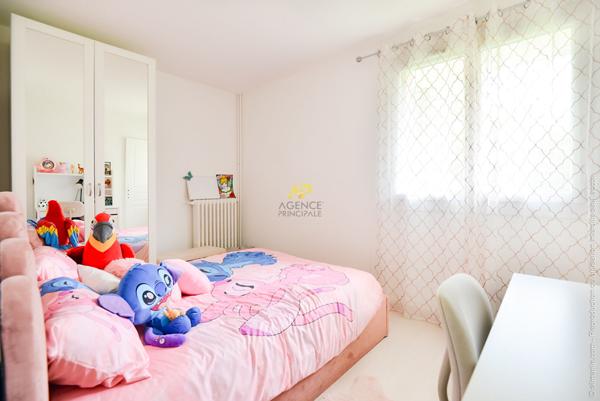 Appartement 3 chambres à la Frette-sur-Seine €235 000 ** - Référence 1920