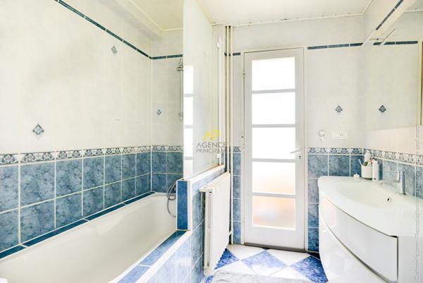 Appartement 3 chambres à la Frette-sur-Seine €235 000 ** - Référence 1920