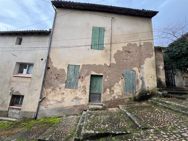 Maison Clairac entièrement à rénover