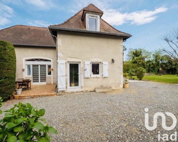 Maison 6 pièces de 178 m² à Maslacq (64300)