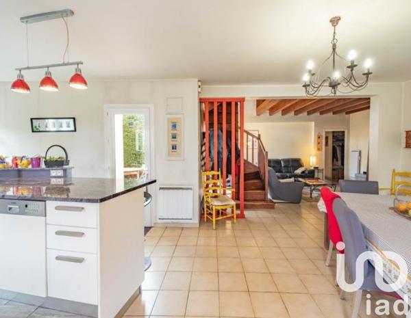 Maison 6 pièces de 178 m² à Maslacq (64300)