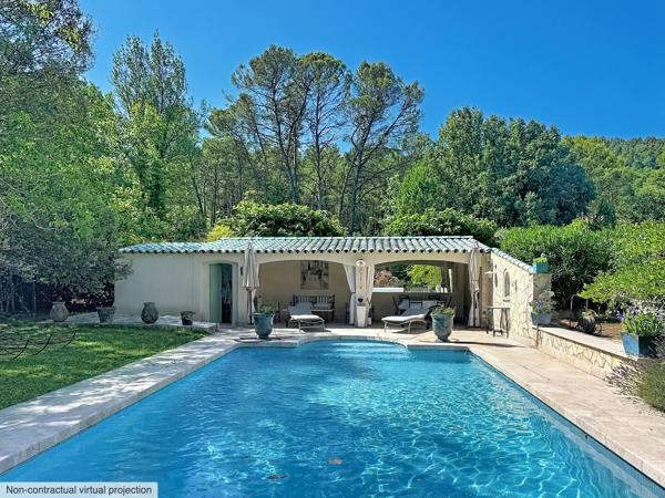 Propriété d'exception avec moulin du 19ème siècle, villa indépendante, 2 piscines sur 1,6 hectare
