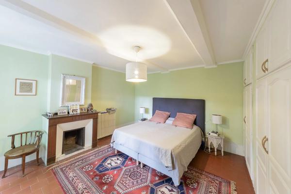 SUBLIME PROPRIETE, MAISON DE MAITRE + GITES, DOMAINE DE 11 HECTARES, NARBONNE