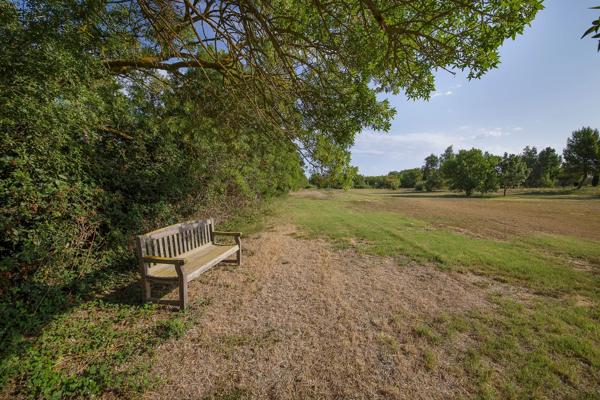 SUBLIME PROPRIETE, MAISON DE MAITRE + GITES, DOMAINE DE 11 HECTARES, NARBONNE