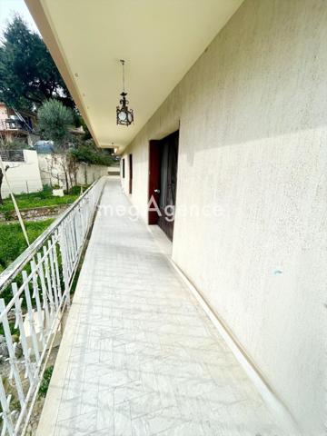 Maison à TOULON, 83200 - 10 pièces 220m²