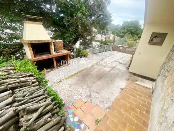 Maison à TOULON, 83200 - 10 pièces 220m²