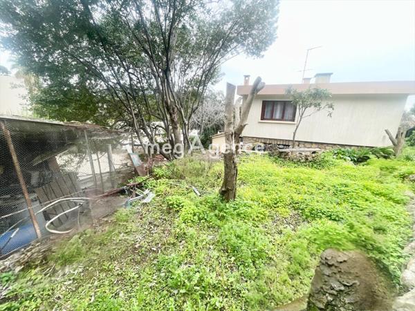 Maison à TOULON, 83200 - 10 pièces 220m²