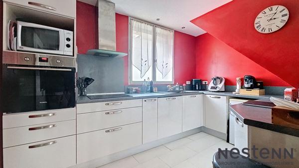 RARE - A Vendre Maison de ville T8 et 4 Chambres avec Garage à Cazeres proche toutes commodités !