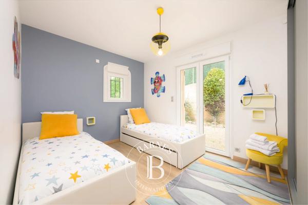 La Roquette-sur-Siagne, Maison 6 Chambres -  350 m² à vendre
