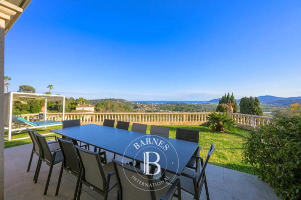 La Roquette-sur-Siagne, Maison 6 Chambres -  350 m² à vendre