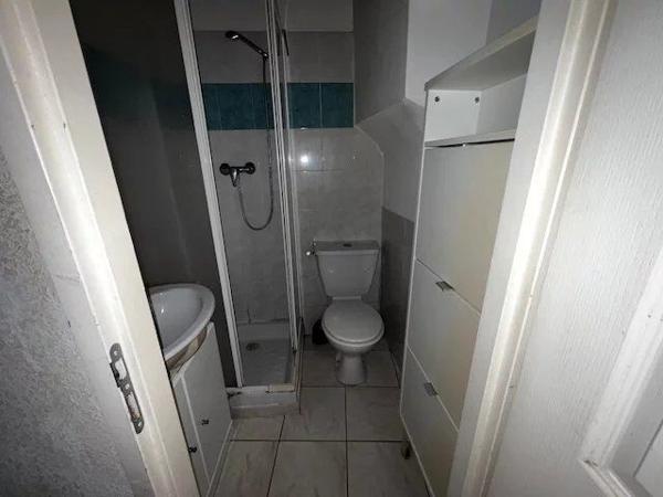 Vente                                                      Appartement
                        
                     1 pièces                      20 m2                     à Lodève