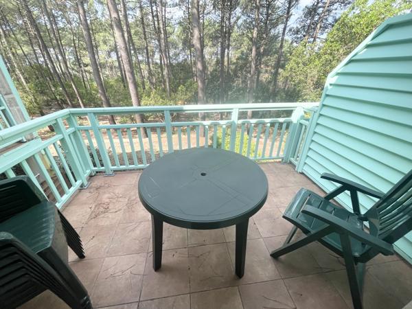 Appartement
         2 pièces
        - 36 m² 182 000 € *