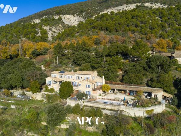 MAS EN PIERRES AVEC DEPENDANCES PISCINE TERRES AGRICOLES VENTEROL