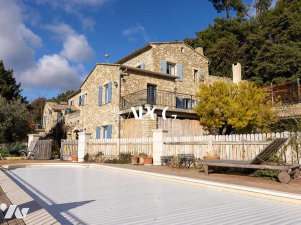 MAS EN PIERRES AVEC DEPENDANCES PISCINE TERRES AGRICOLES VENTEROL