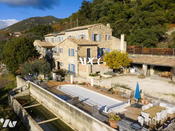 MAS EN PIERRES AVEC DEPENDANCES PISCINE TERRES AGRICOLES VENTEROL
