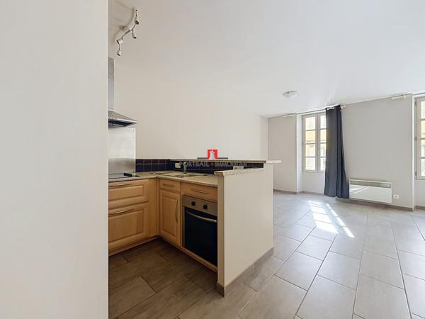 APPARTEMENT DEUX PIÈCES