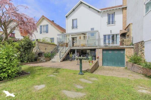 Maison à vendre |                                       Poissy |                                        6 pièces  |  120 m²