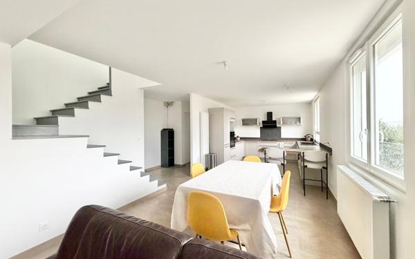 Maison à vendre    6 pièces • 149,70 m2 Mainvilliers