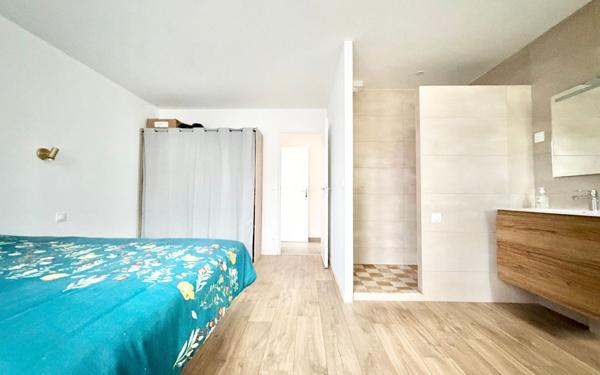 Maison à vendre    6 pièces • 149,70 m2 Mainvilliers