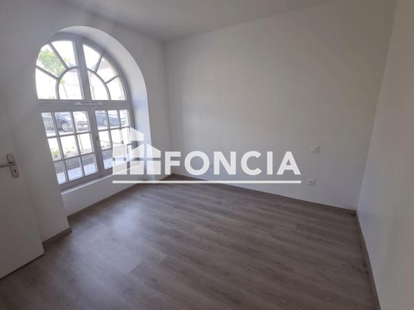 Location Appartement 2 pièces 32.26 m² - 2 D RUE ROYALE Compiegne 60200