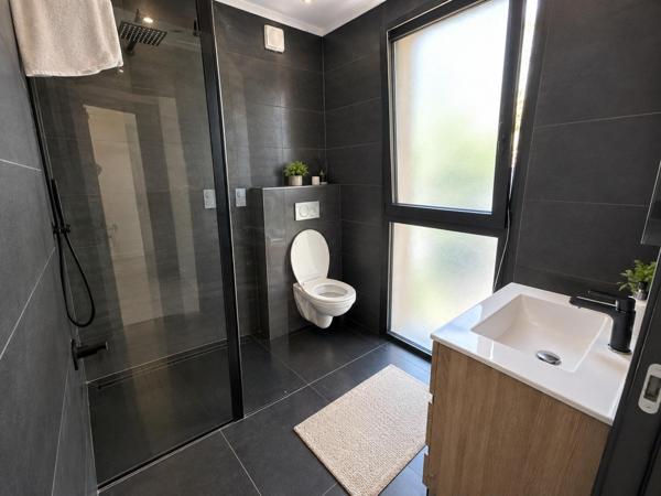 Maison à SAINT-RAPHAEL, 83700 - 5 pièces 166m²