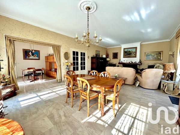 Maison à vendre 8 pièces 202 m² Vrigny