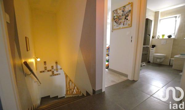 Pavillon 6 pièces de 100 m² à Sainte-Marie-aux-Chênes (57255)