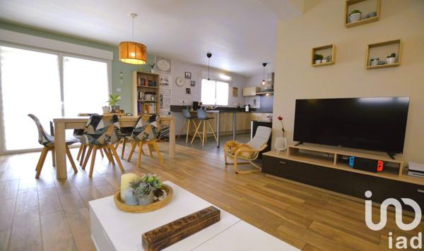 Pavillon 6 pièces de 100 m² à Sainte-Marie-aux-Chênes (57255)