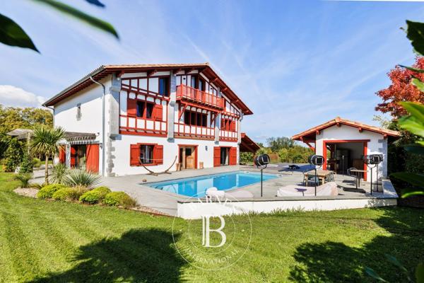 Larressore, Maison 5 Chambres -  390 m² à vendre