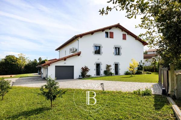 Larressore, Maison 5 Chambres -  390 m² à vendre