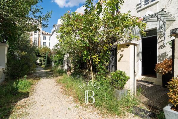Paris 16ème, Maison de ville 4 Chambres -  161 m² à vendre