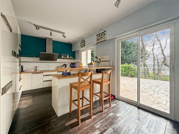 Maison Saulx Les Chartreux 5 pièce(s) 166 m2