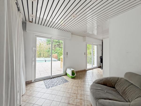 Maison Saulx Les Chartreux 5 pièce(s) 166 m2