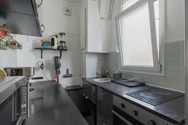 Appartement Paris 3 pièces 44.17 m2 - MÉTRO DUGOMMIER / DAUMESNIL / COUR SAINT-ÉMILION