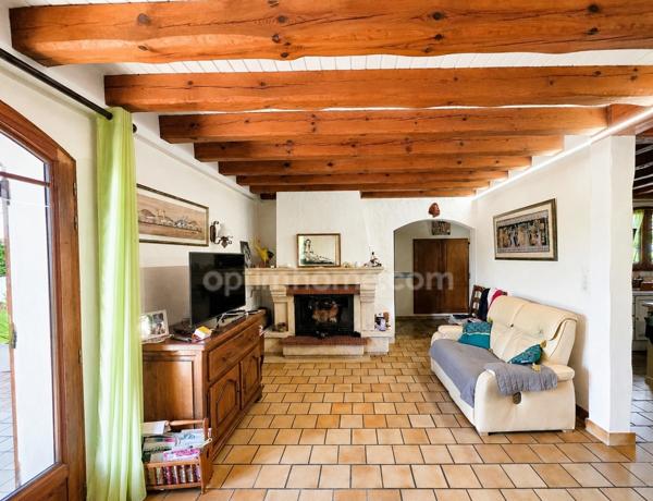 Maison familiale 5 pièces de 147,23 m² sur 1 970 m² avec piscine à SALLES (33)