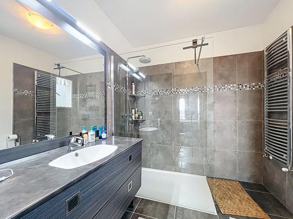 Villa Manosque 7 pièce(s) 180 m2