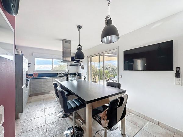 Villa Manosque 7 pièce(s) 180 m2