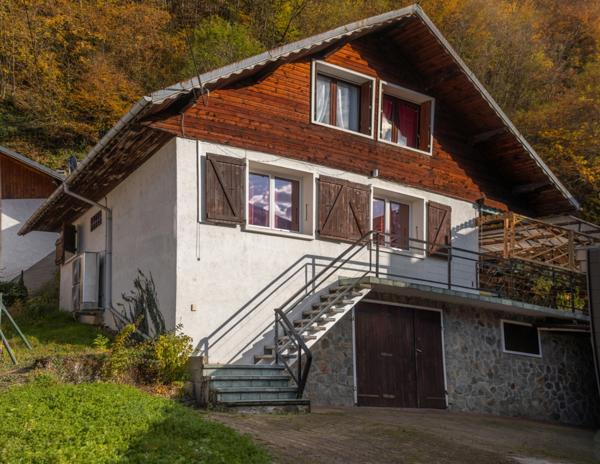 LA BATHIE (73) MAISON de Village 148m2 - Terrain 526m2