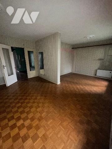 A GIVORS (Rhône), rue Marcel Cachin, appartement T3.