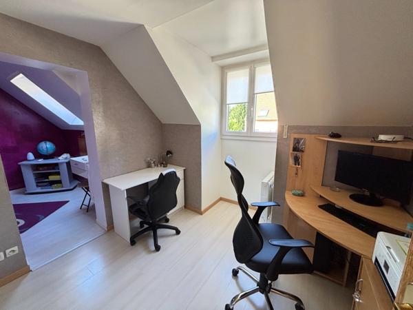 MAISON 6 PIECES GARE A PIED