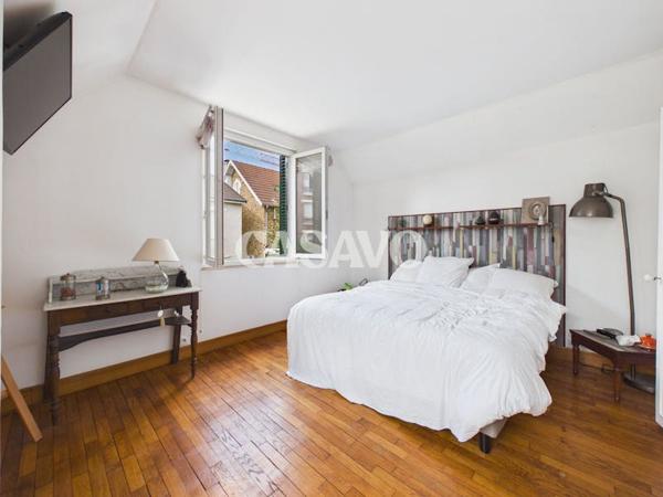 Vente Maison 5 pièces de 112m² - 94210 Saint-Maur-des-Fossés