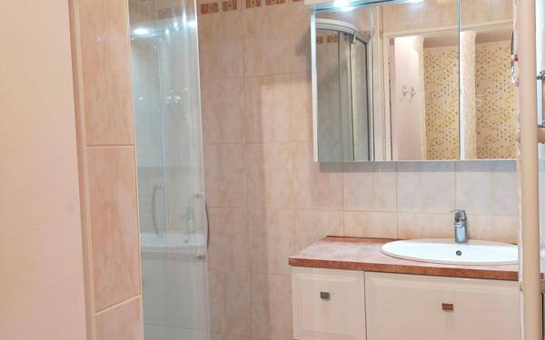 Appartement à louer    3 pièces • 77,78 m2 Fontainebleau