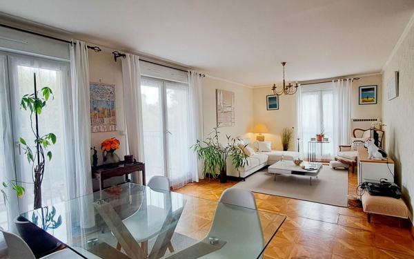 Appartement à louer    3 pièces • 77,78 m2 Fontainebleau