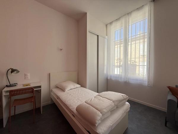 Location                                                      Appartement
                        
                     1 pièces                      24 m2                     à Albi