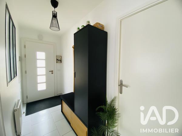 Maison à vendre 4 pièces 84,05 m² Saint-Fargeau-Ponthierry