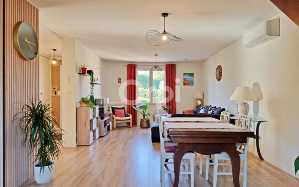 Maison à vendre    4 pièces •  Alès