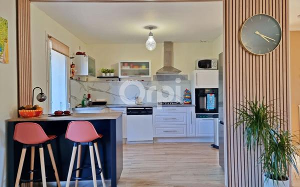 Maison à vendre    4 pièces •  Alès